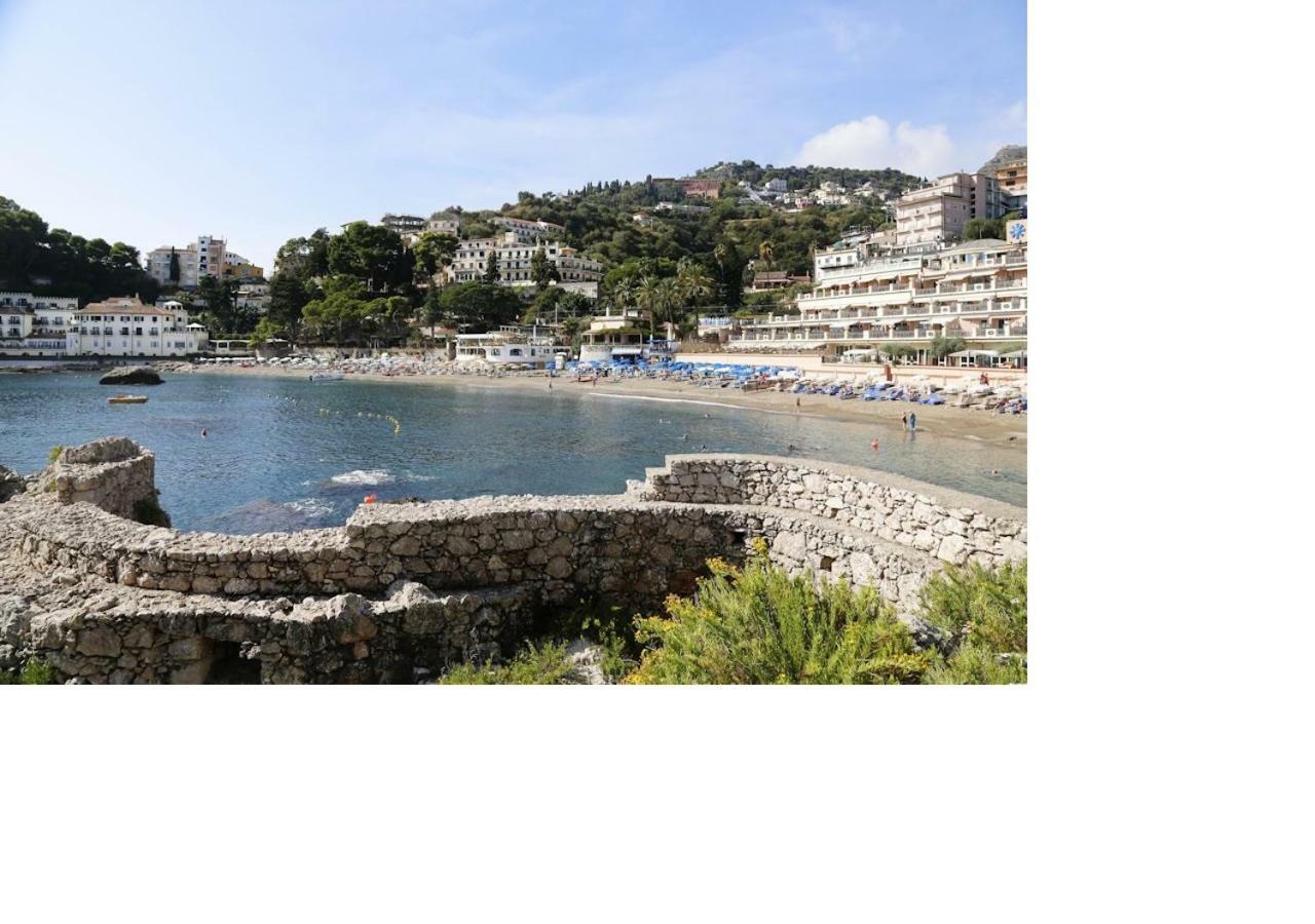 La Bomboniera Della Brigata Spendereccia! Lejlighed Taormina Eksteriør billede