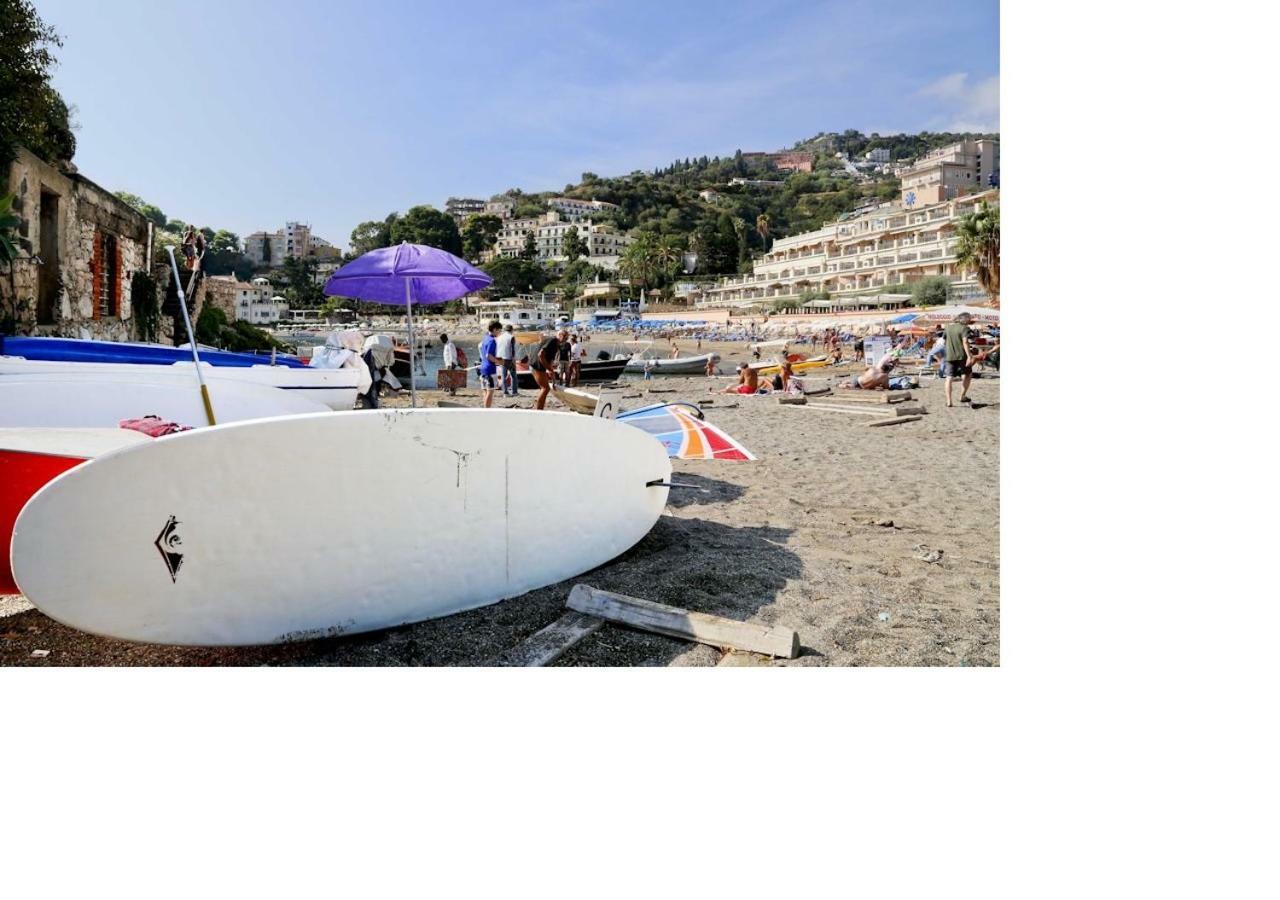 La Bomboniera Della Brigata Spendereccia! Lejlighed Taormina Eksteriør billede