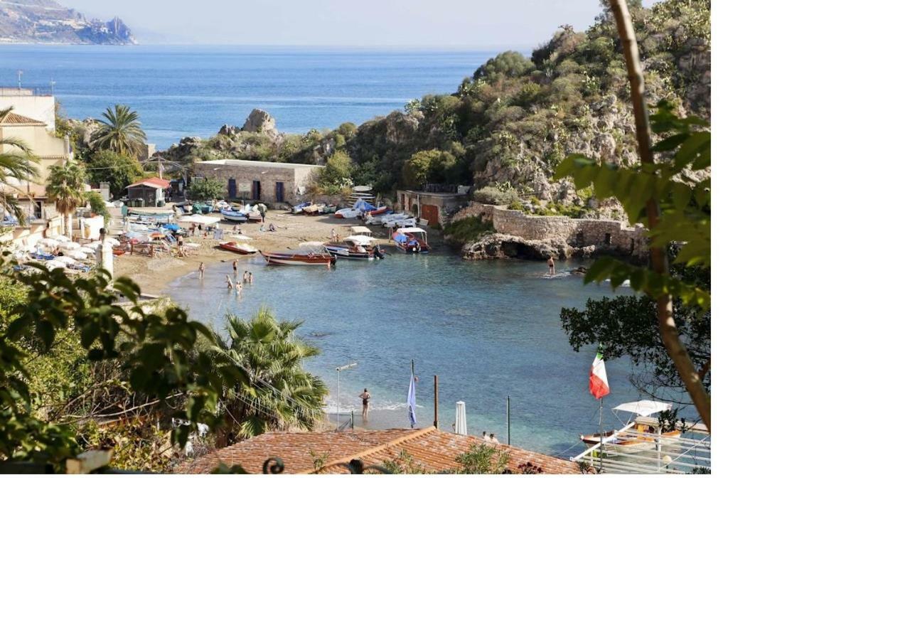 La Bomboniera Della Brigata Spendereccia! Lejlighed Taormina Eksteriør billede