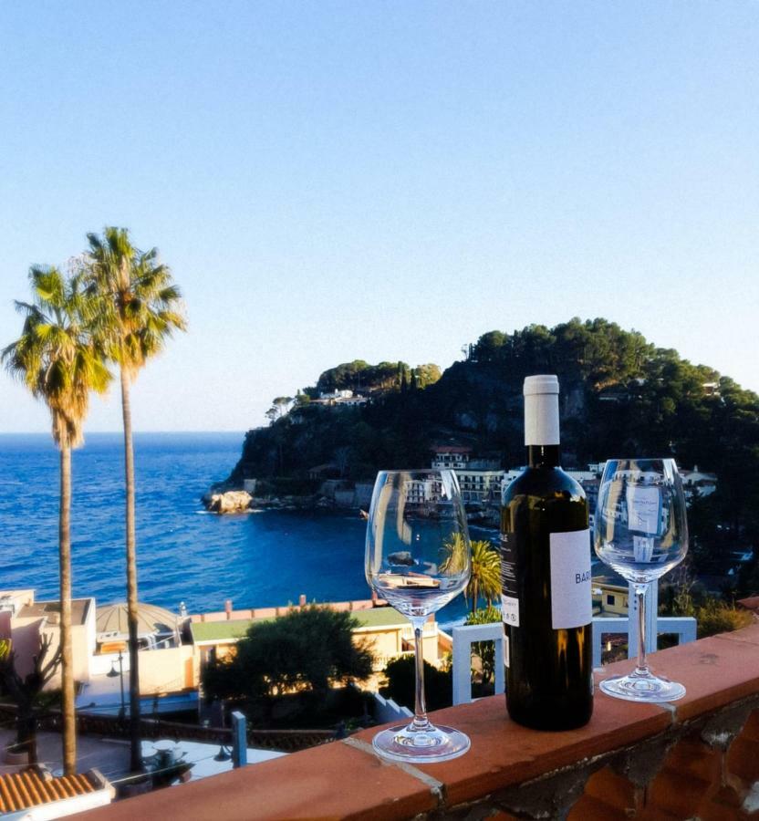 La Bomboniera Della Brigata Spendereccia! Lejlighed Taormina Eksteriør billede