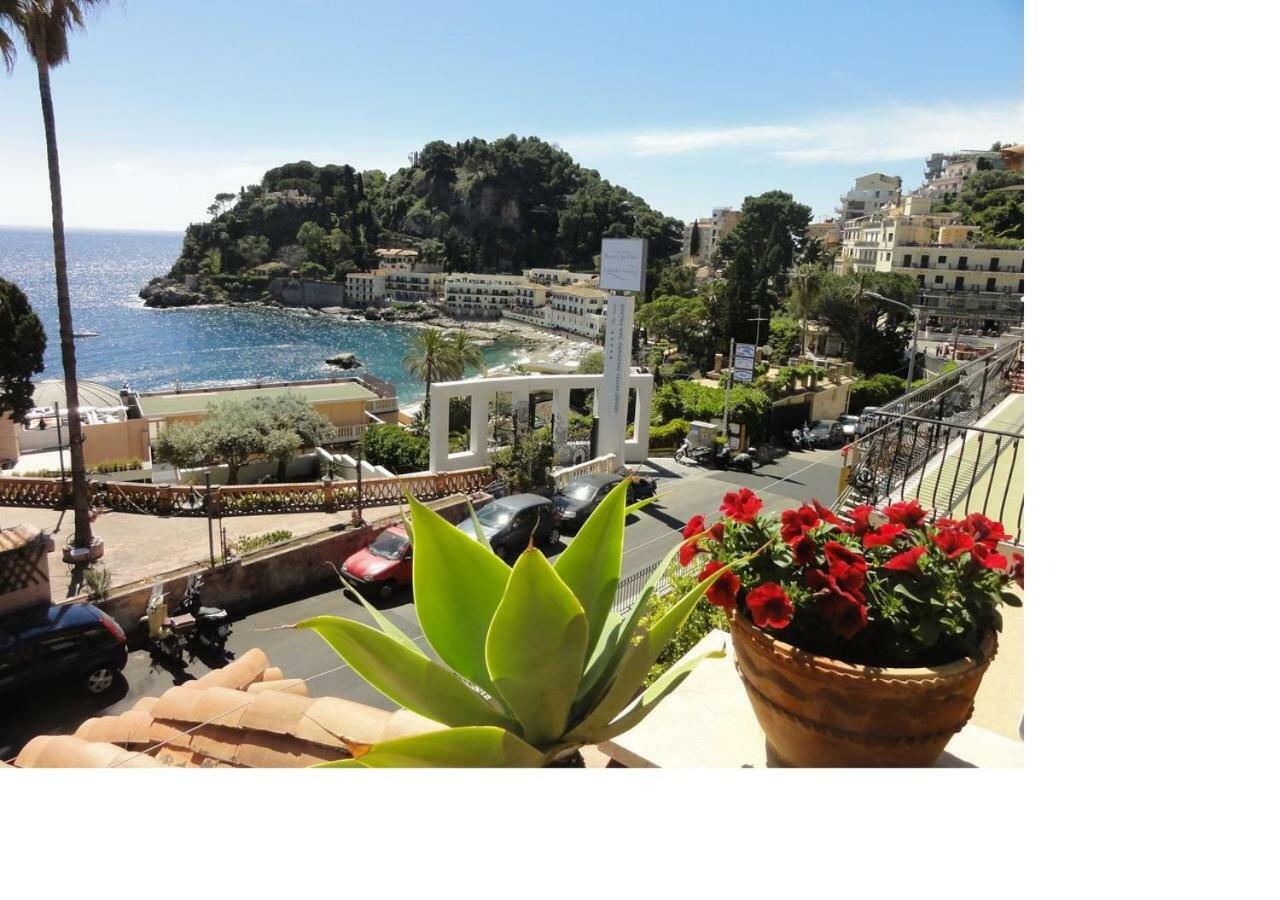 La Bomboniera Della Brigata Spendereccia! Lejlighed Taormina Eksteriør billede